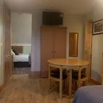 Kate's Rest 3*