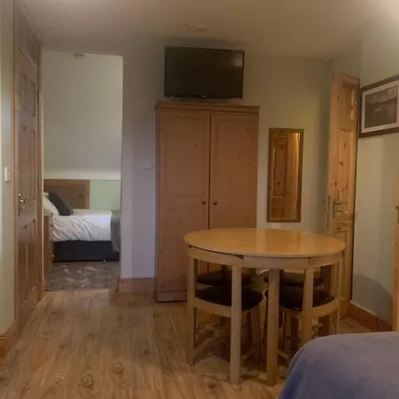 Kate's Rest 3*